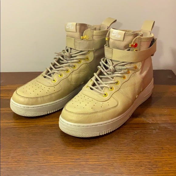 Nike SF Air Force 1 Mid - Picture 1 of 3